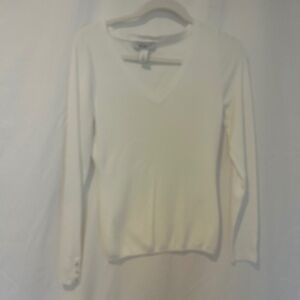 White House Black Market cream sweater size Medium
